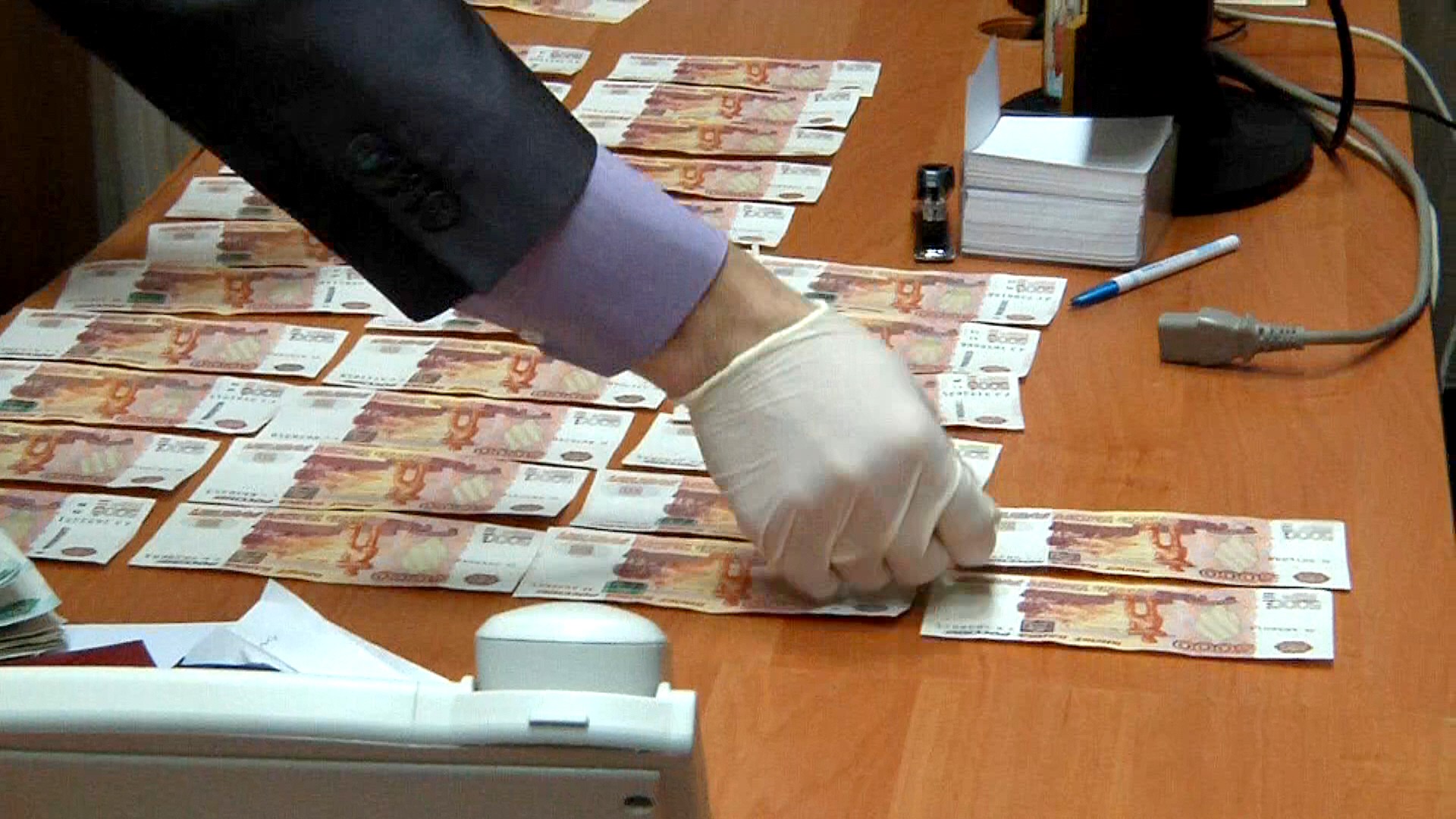 Что считается вымогательством? Что считается вымогательством?